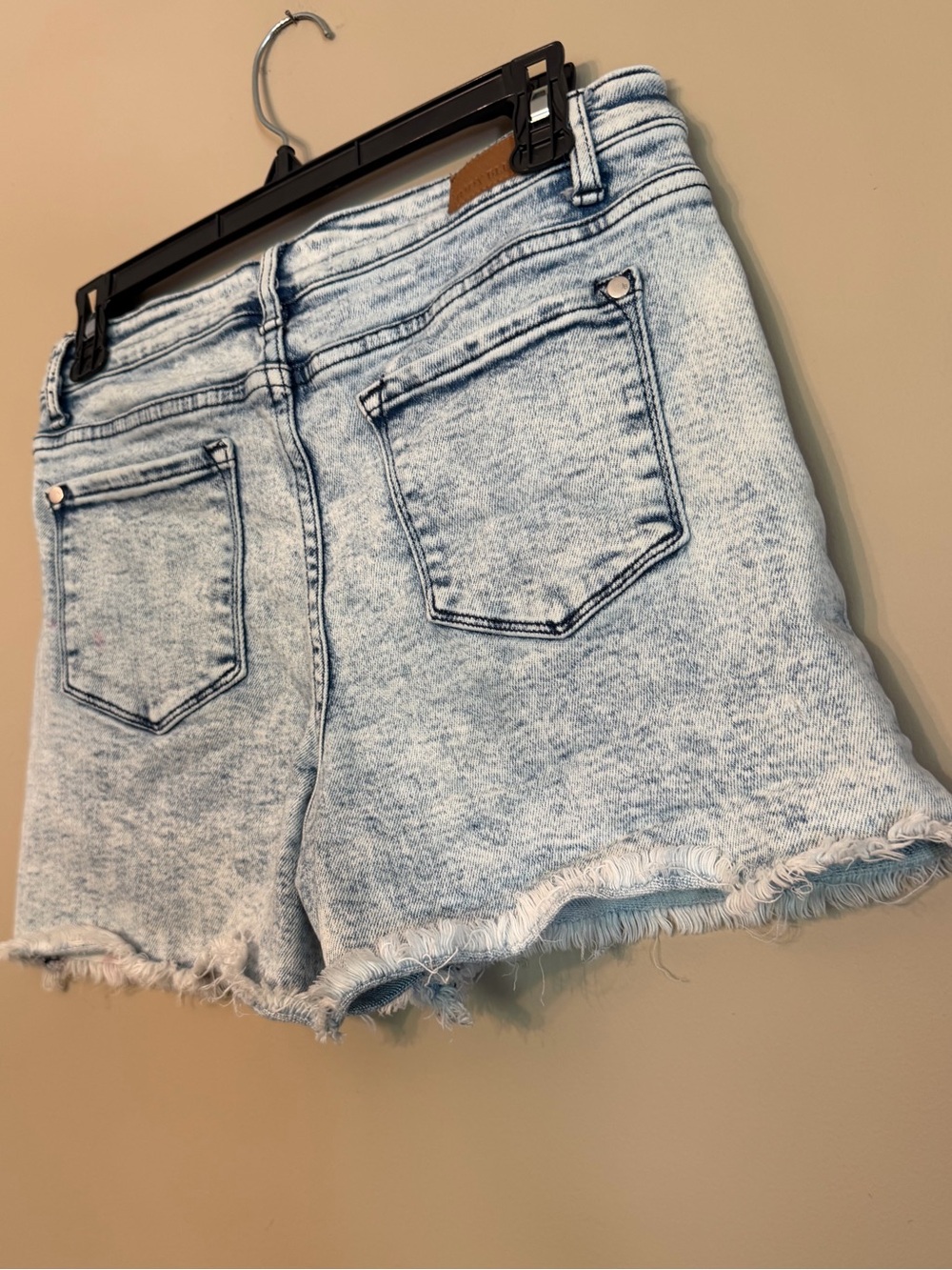 Judy Blue American Flag Shorts - Picture 4 of 10